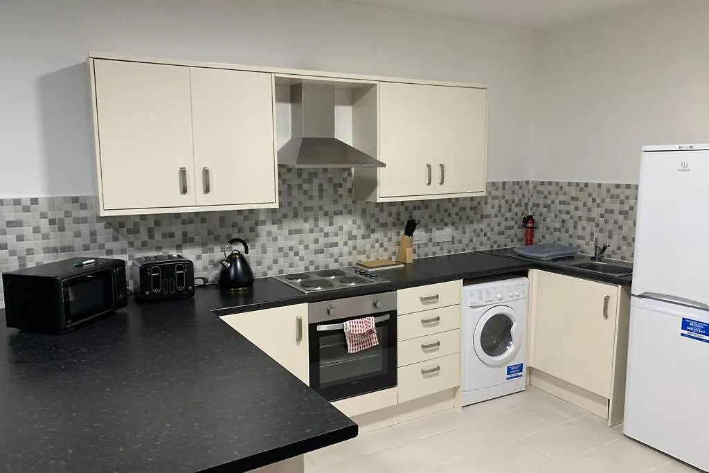 Smart 1 Bed Apartment With Sofa Bed Nottingham
